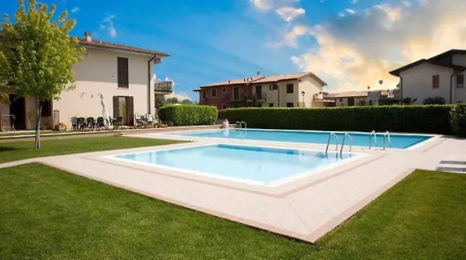 Zu Sole Del Garda 10 - Ol Apartment Lazise 0*,  Italy