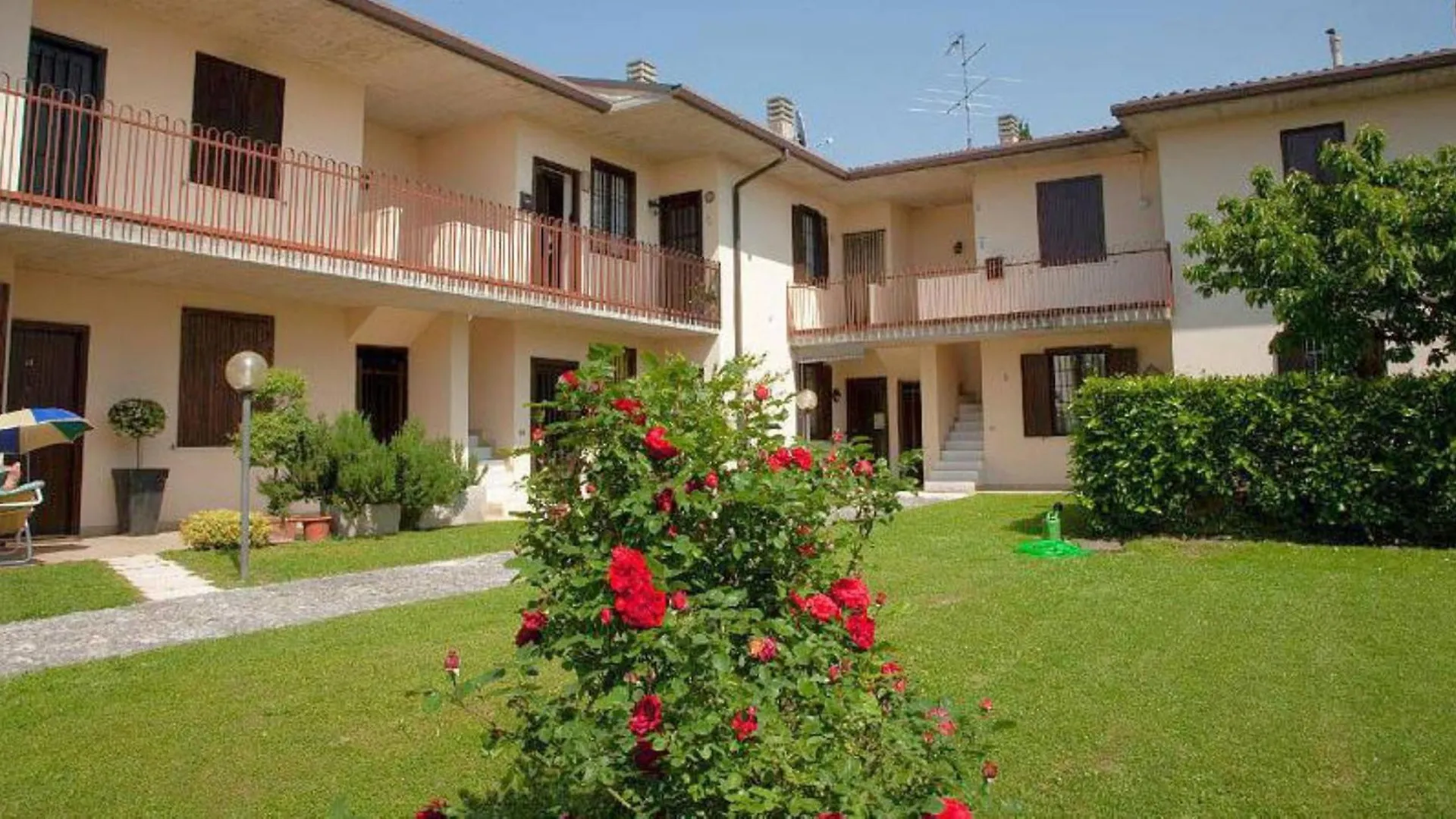 Zu Sole Del Garda 10 - Ol Apartment Lazise
