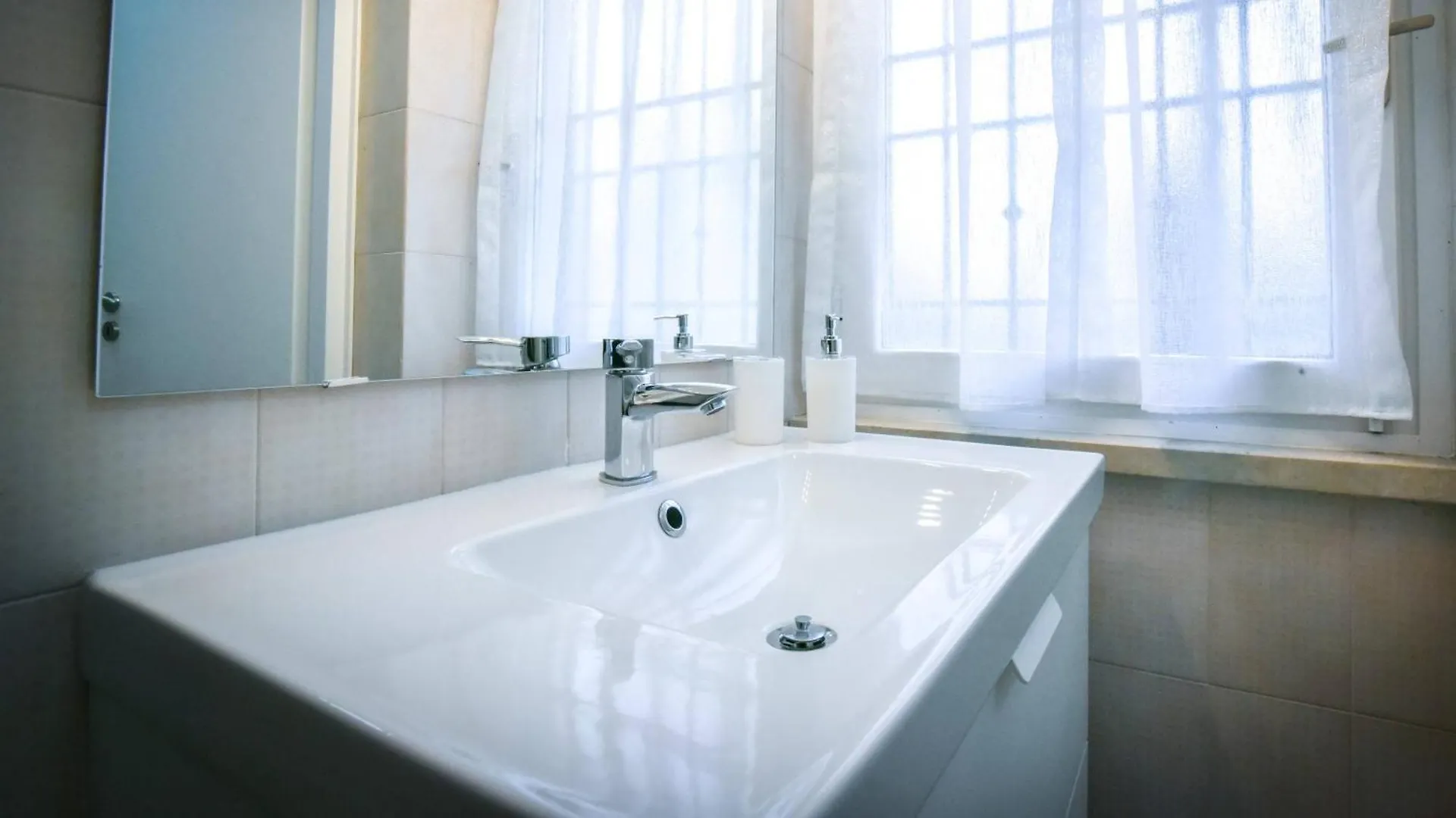 Zu Sole Del Garda 10 - Ol Apartment Lazise